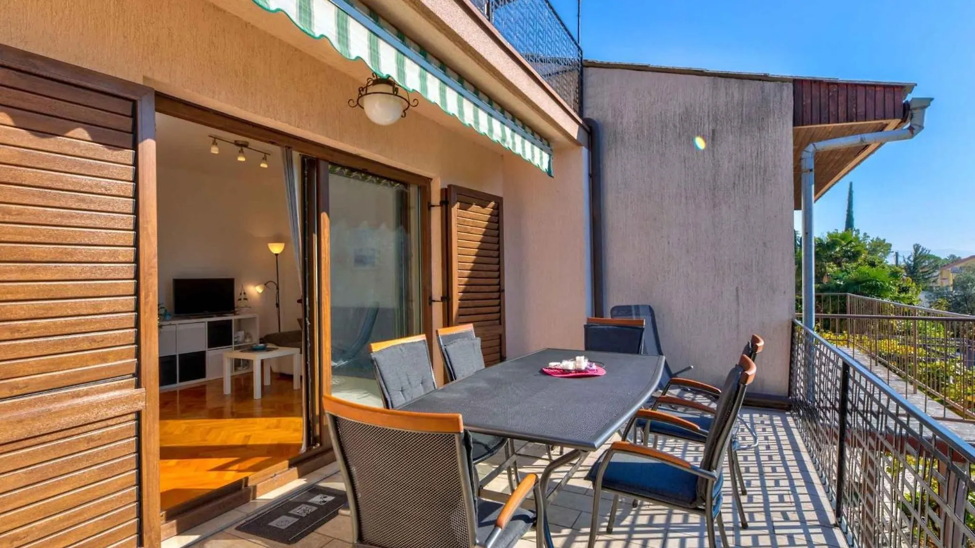 Apartment In Selce 39358 Croatia